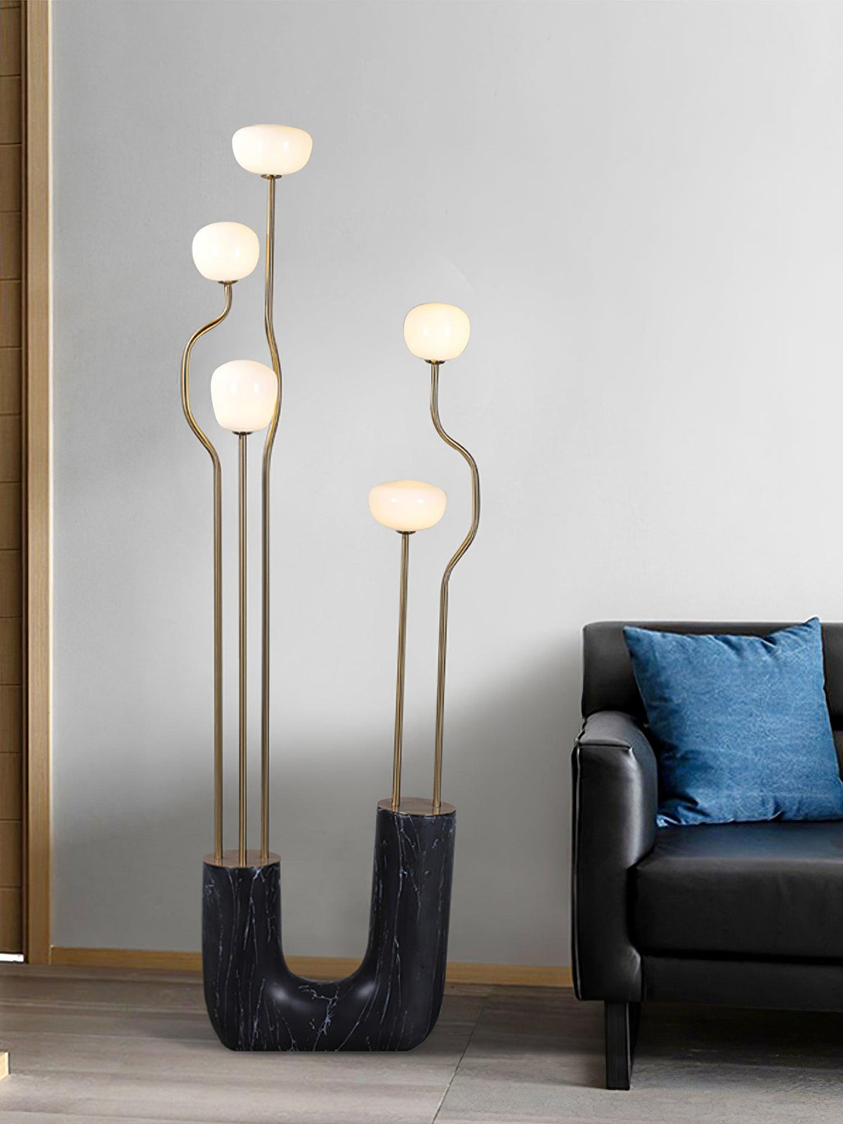 Avenoaya elegant kometgolvlampa