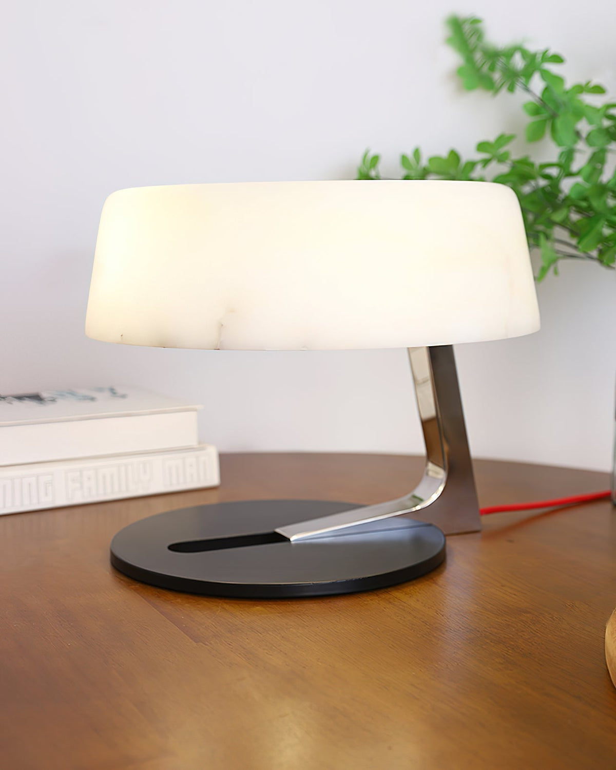Candeeiro de mesa Nysolora Dome em alabastro