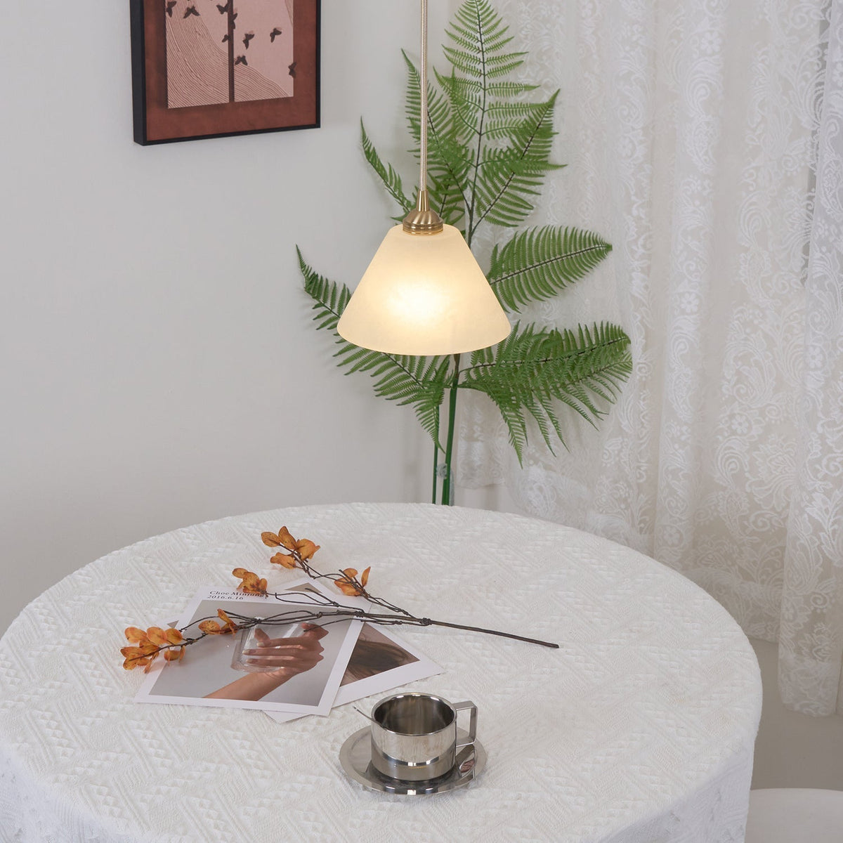 Alberise minimalistisk pendellampa i alabaster