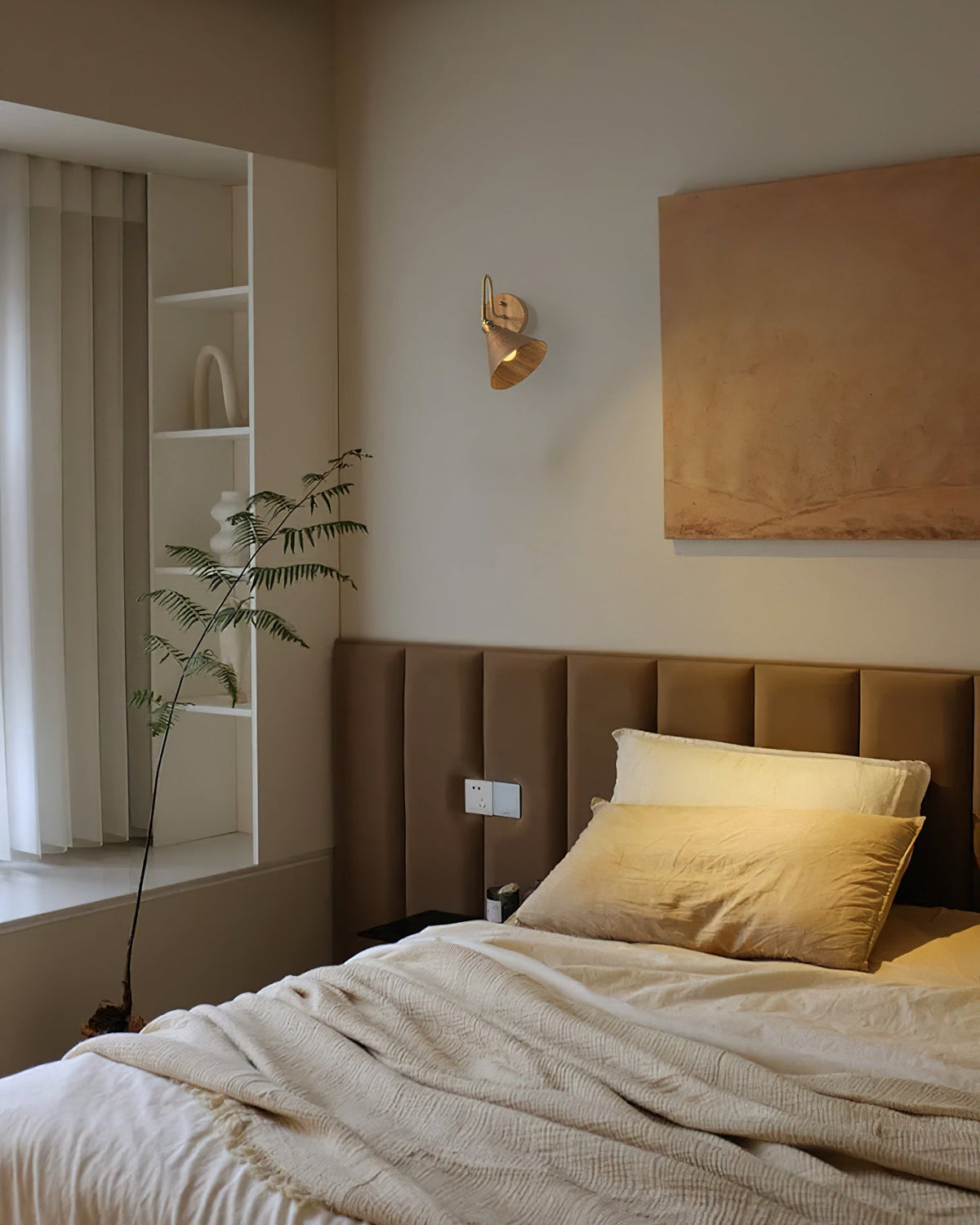 Viraanelle Wall Lamp