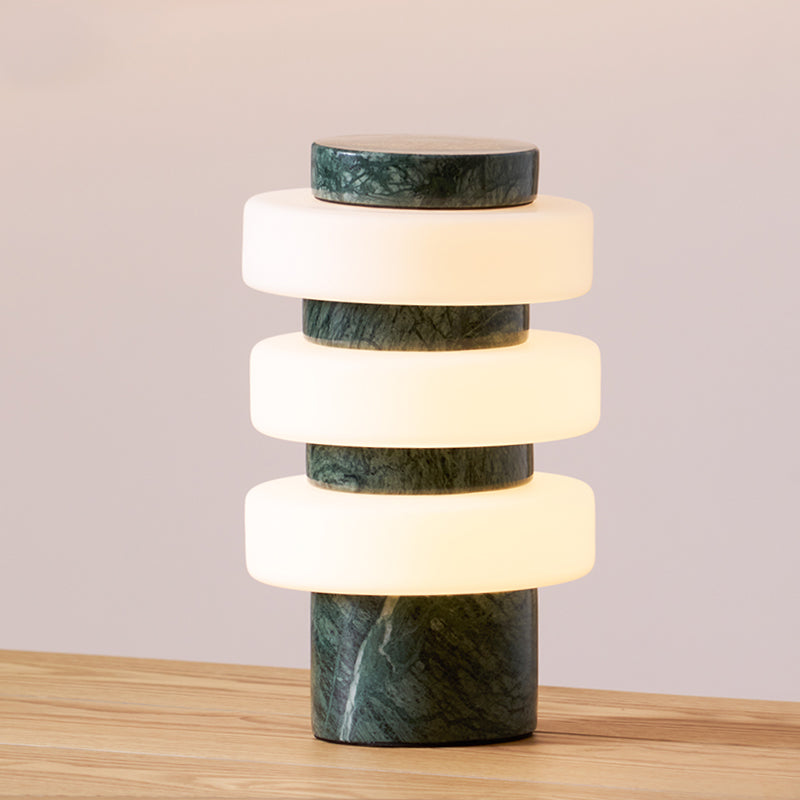 Orelinise-bordlampe