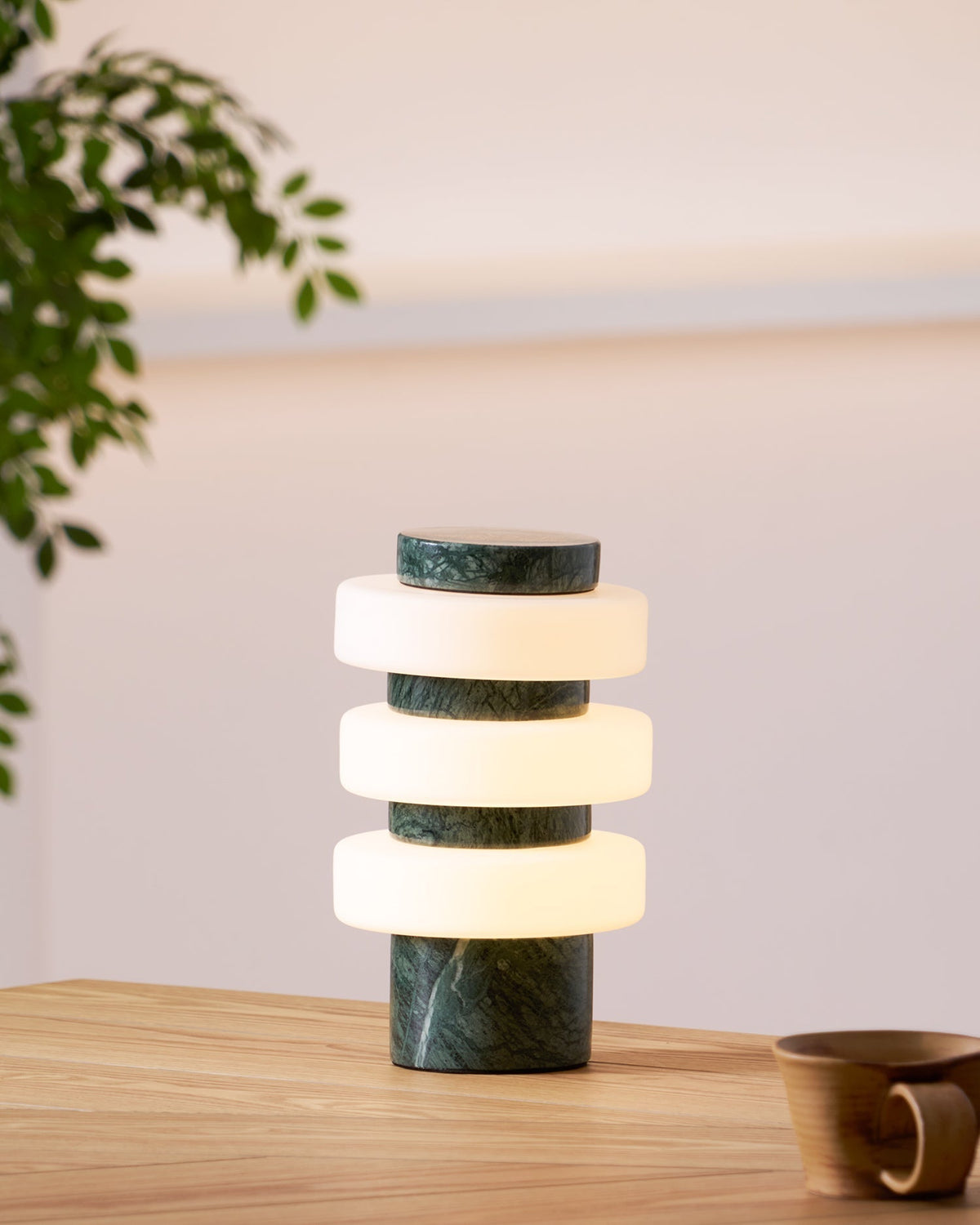Orelinise-bordlampe