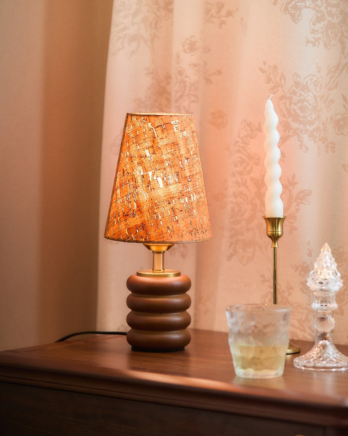 Velanena Table Light