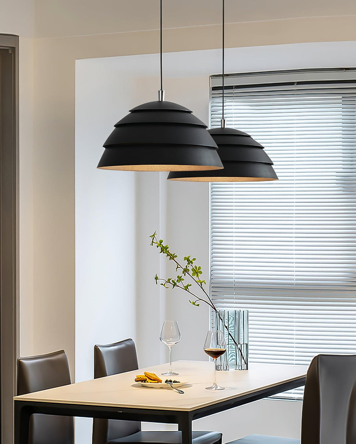 Torin teollisuustyylinen riippuvalaisin