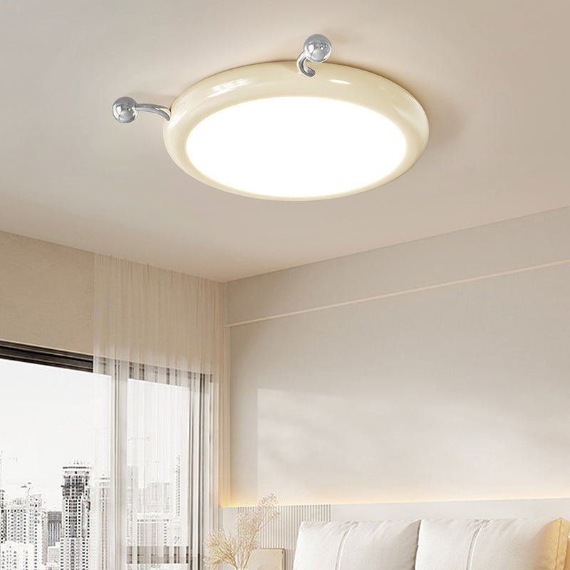 Casolila elegant konstnärlig taklampa i krämfärg