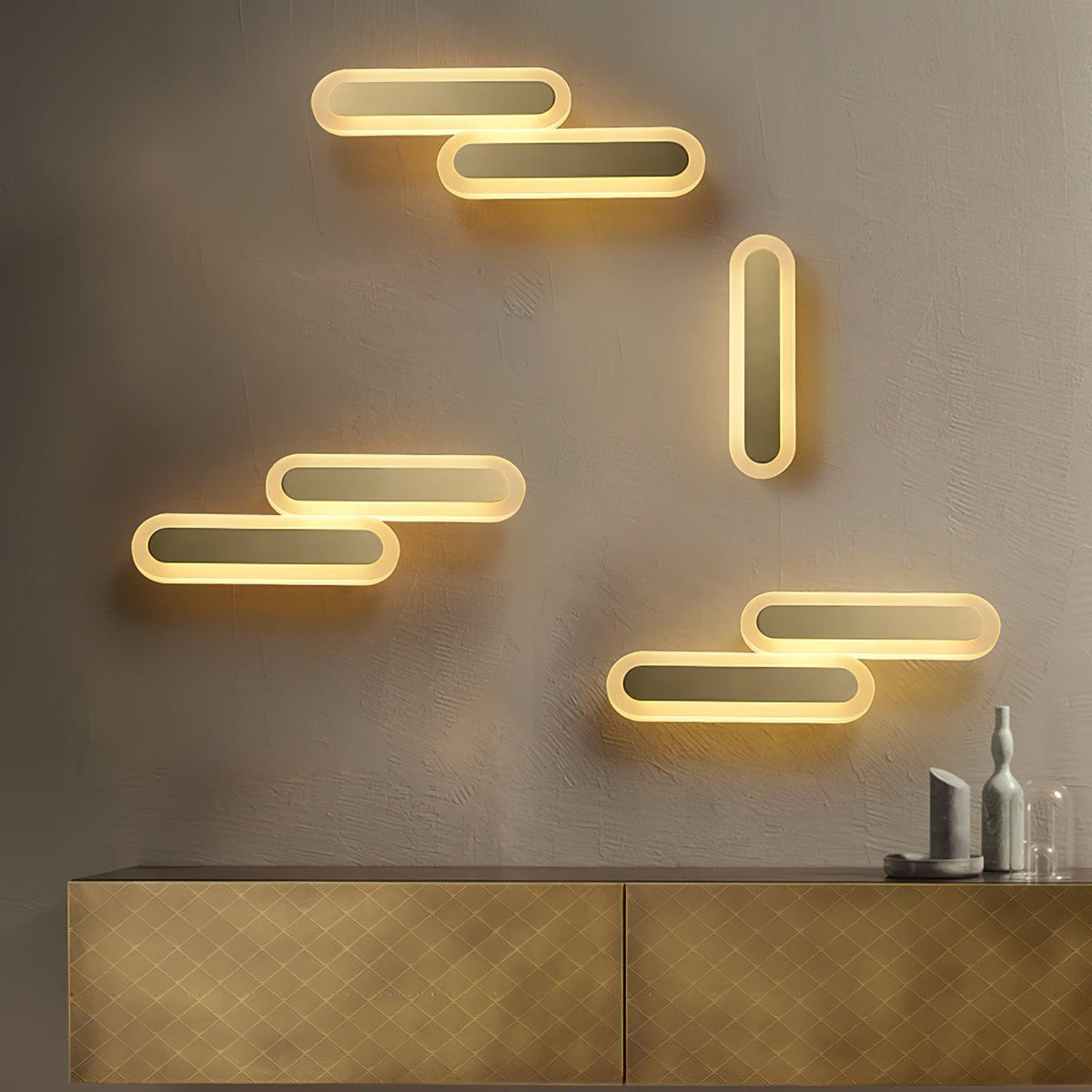 Candeeiro de parede de latão minimalista moderno Solanelle