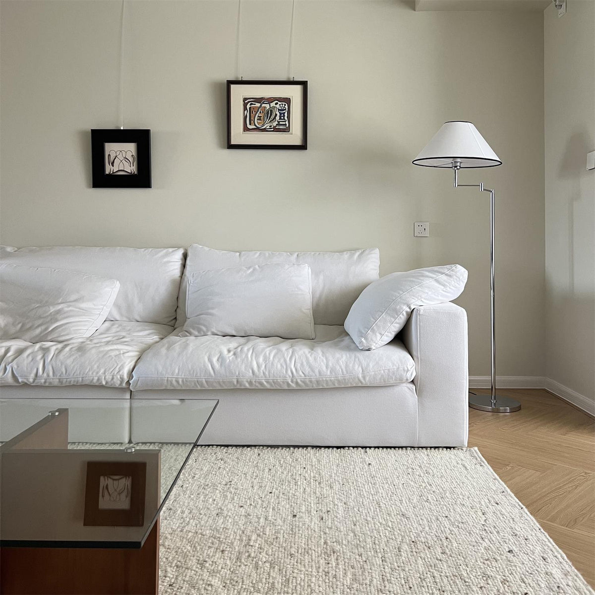 Rivaleria Floor Lamp