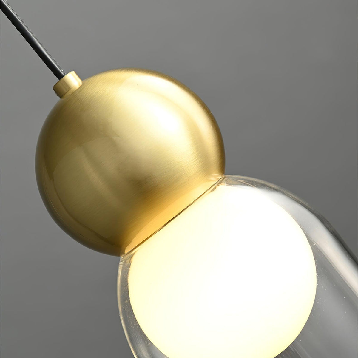Veloina pendellampe i messing og glas, nordisk, geometrisk