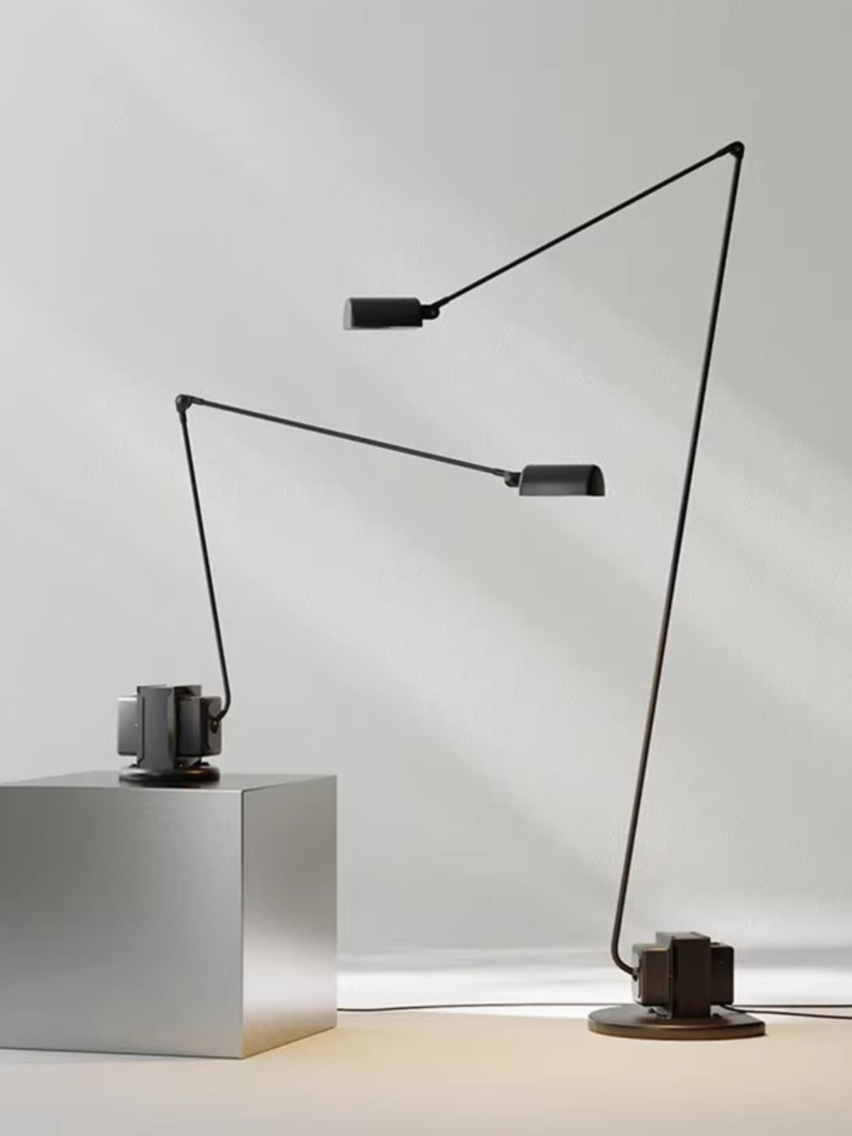 Daphine-gulvlampe