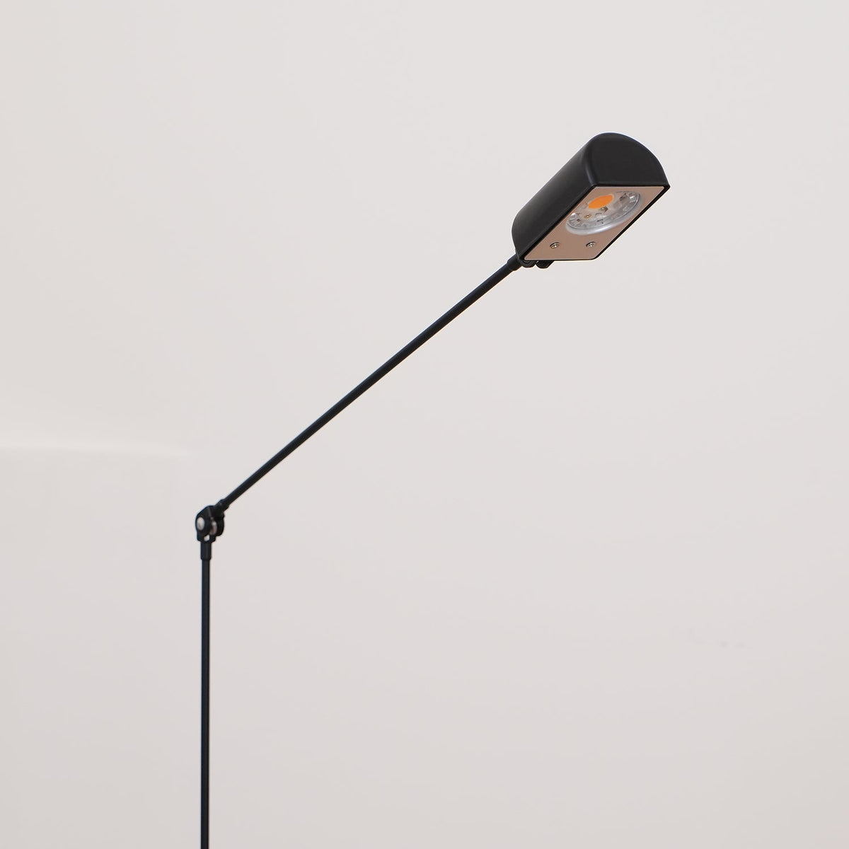 Daphine-gulvlampe