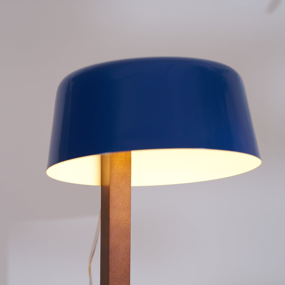 Candeeiro de mesa moderno Cirirelle