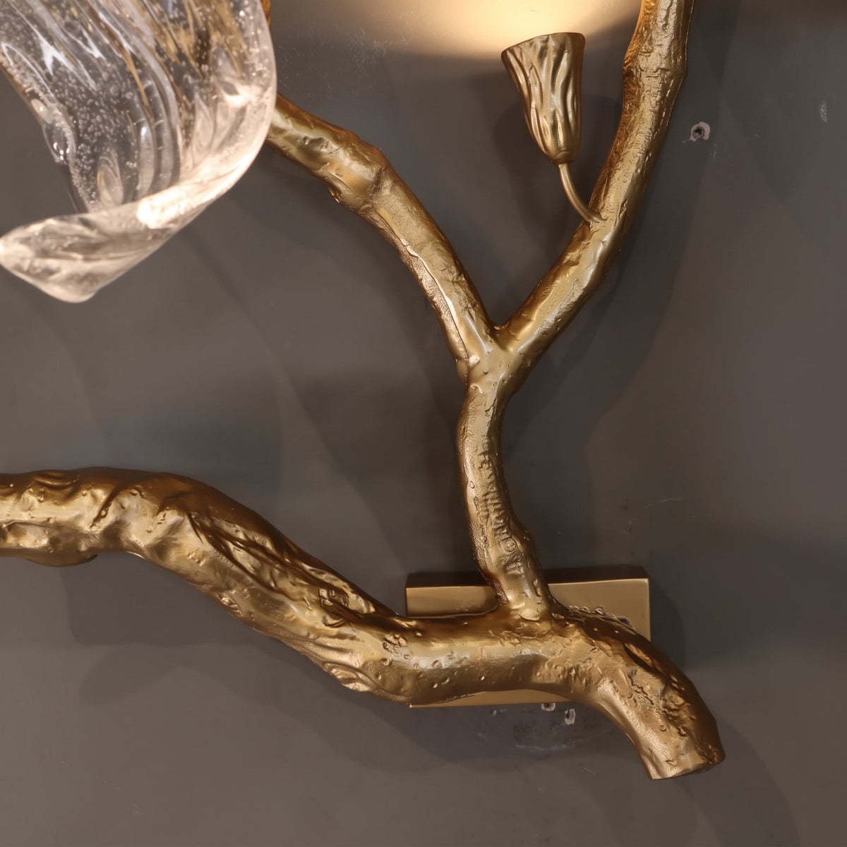 Jorrenstone Branch Glass Ribbon Wall Sconce