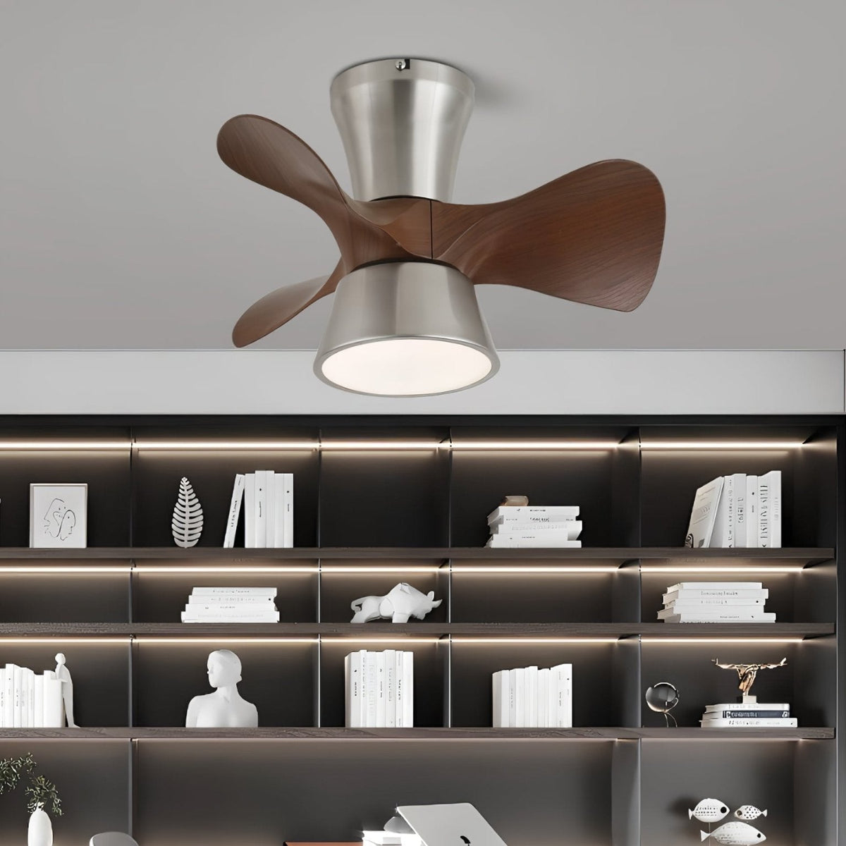 Nera moderne loftsventilator med lys i træ