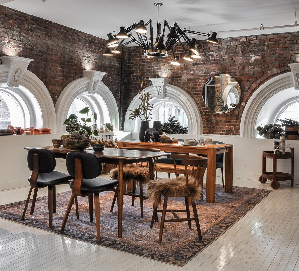 Livenu svart justerbar ljuskrona med flera armar