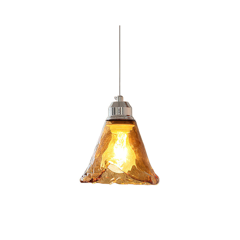 Pendellampe i ravfarvet glas