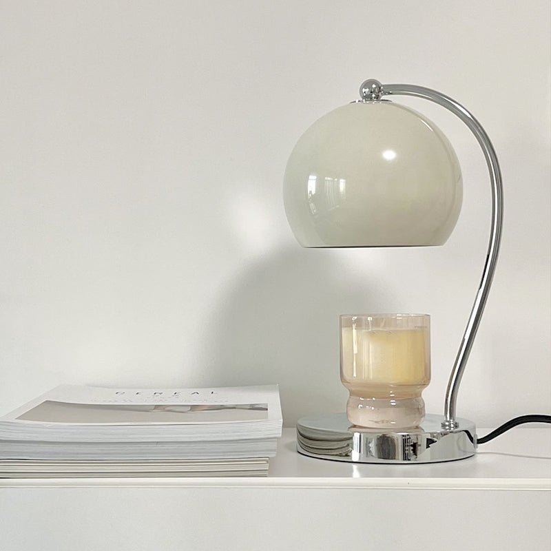 Zephyrce bordslampa i midcentury-modern stil