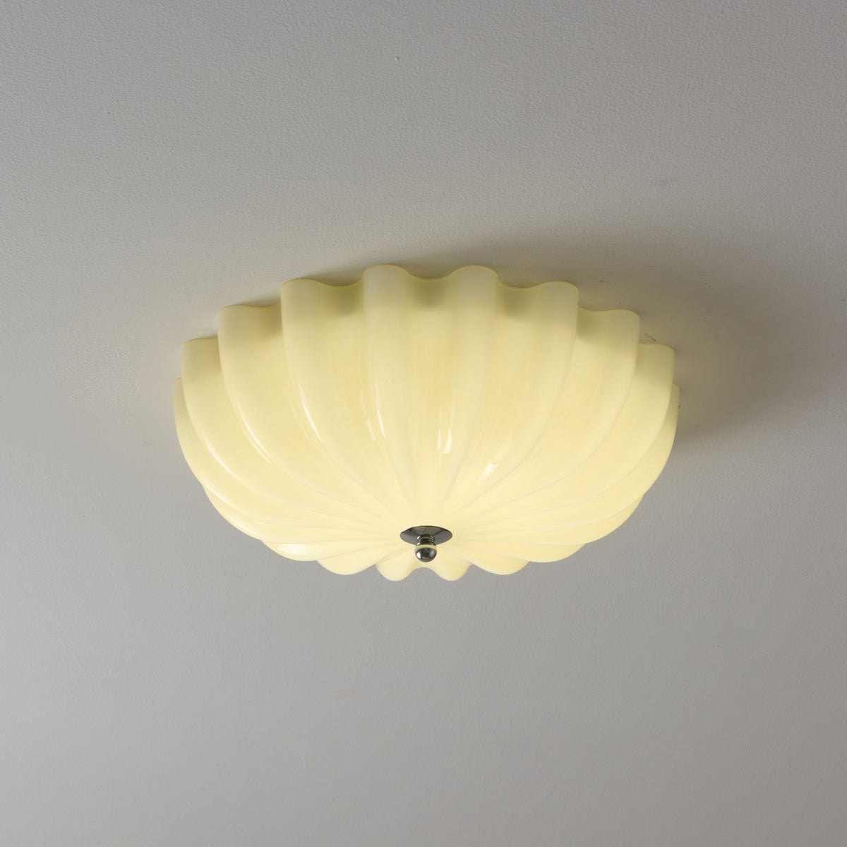 Zerinos premium nordisk konstnärlig taklampa i snäckform med trä och glas