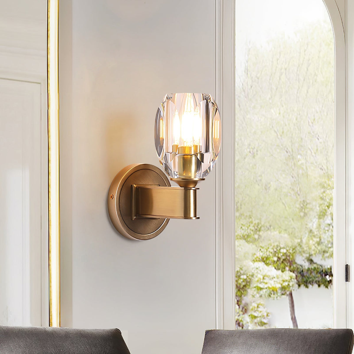 Tostor vägglampa i exklusivt nordiskt konstglas med diamantformad kristall