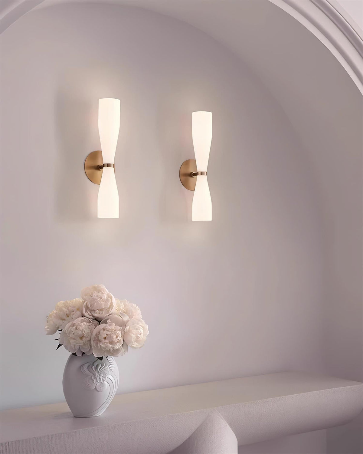 Sasha Wall Lamp
