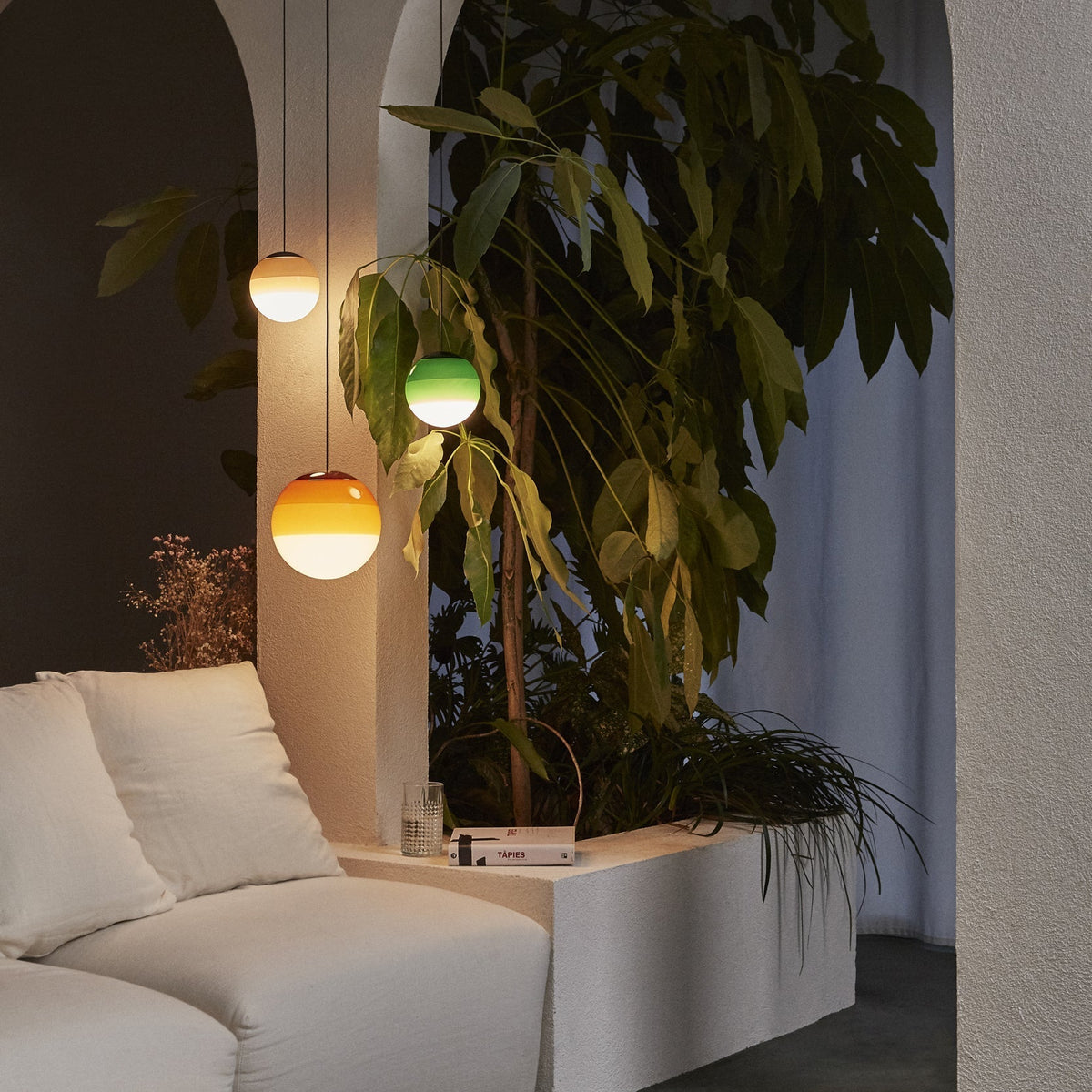 Chromia Orb Cluster Pendant Light