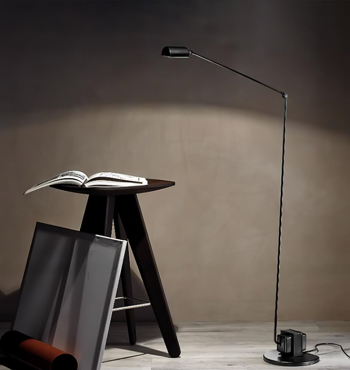Nerilux justerbar gulvlampe
