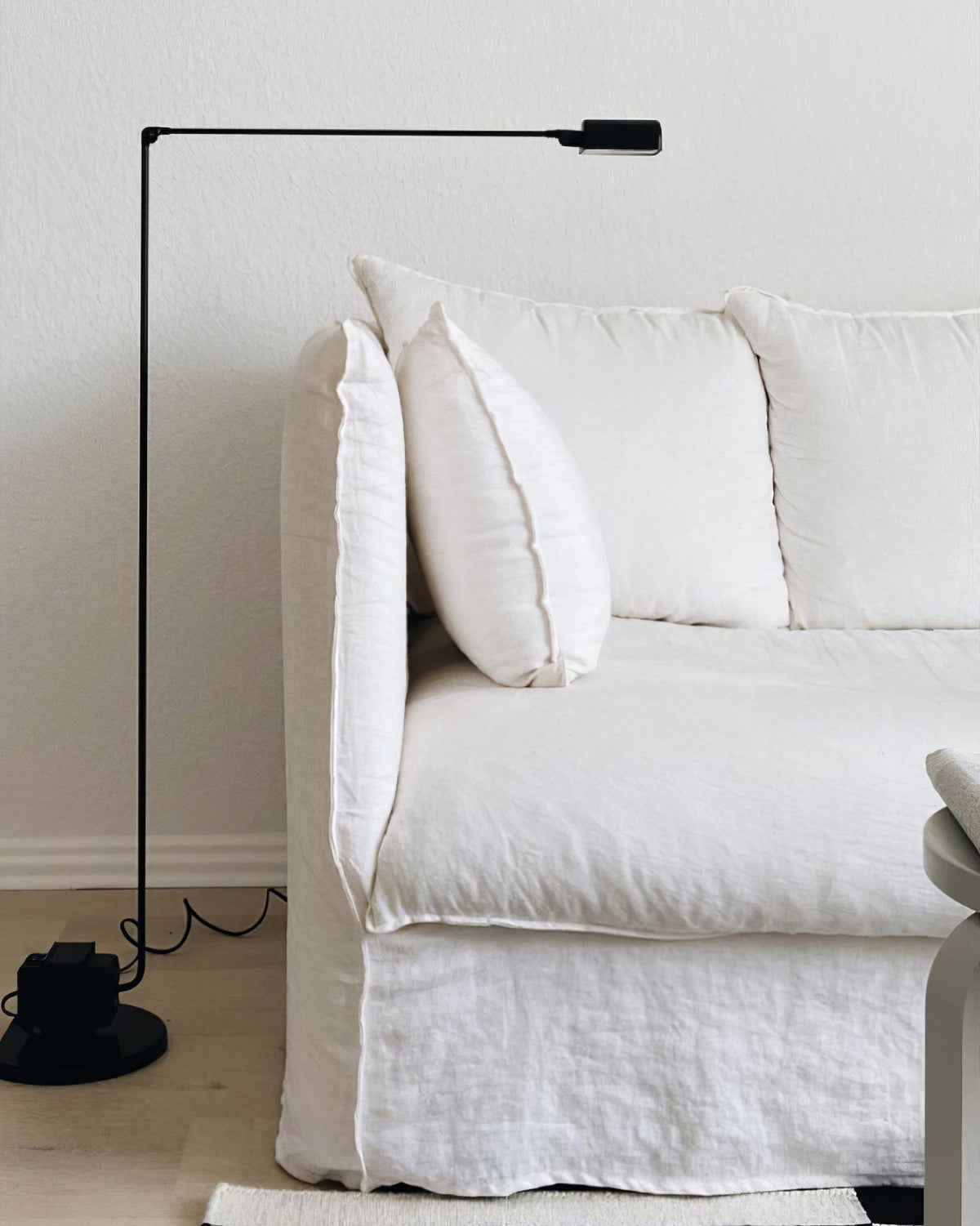 Nerilux justerbar gulvlampe