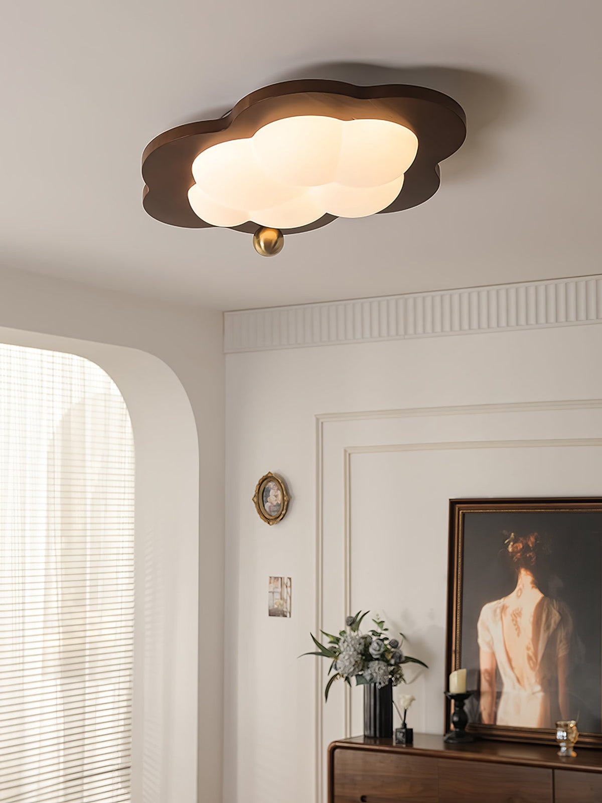 Ivaren eksklusiv nordisk kunstnerisk loftslampe i træ