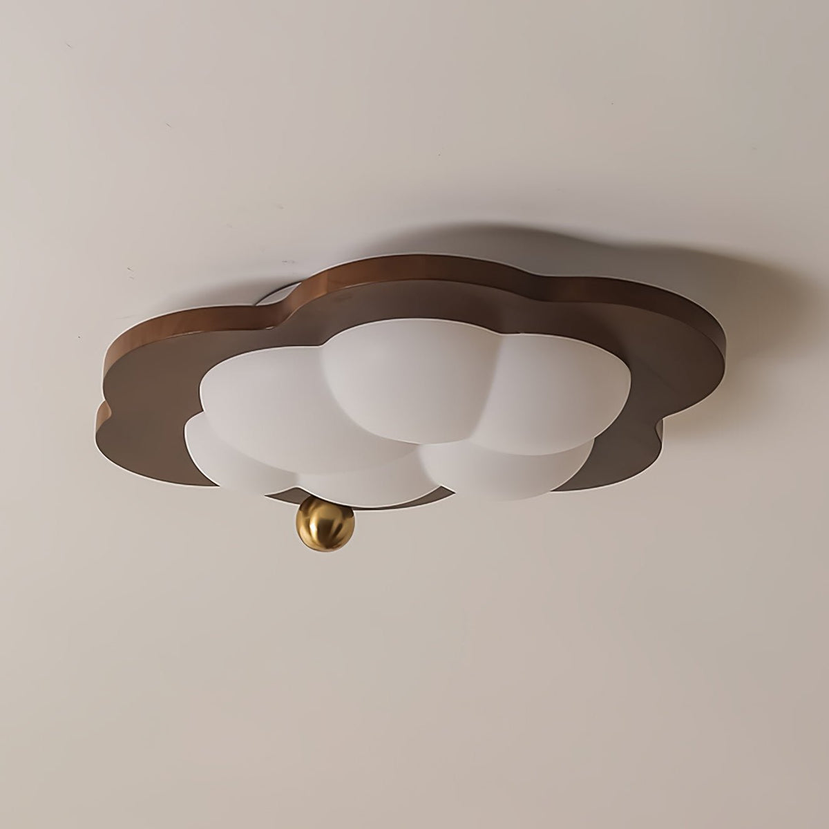 Ivaren eksklusiv nordisk kunstnerisk loftslampe i træ