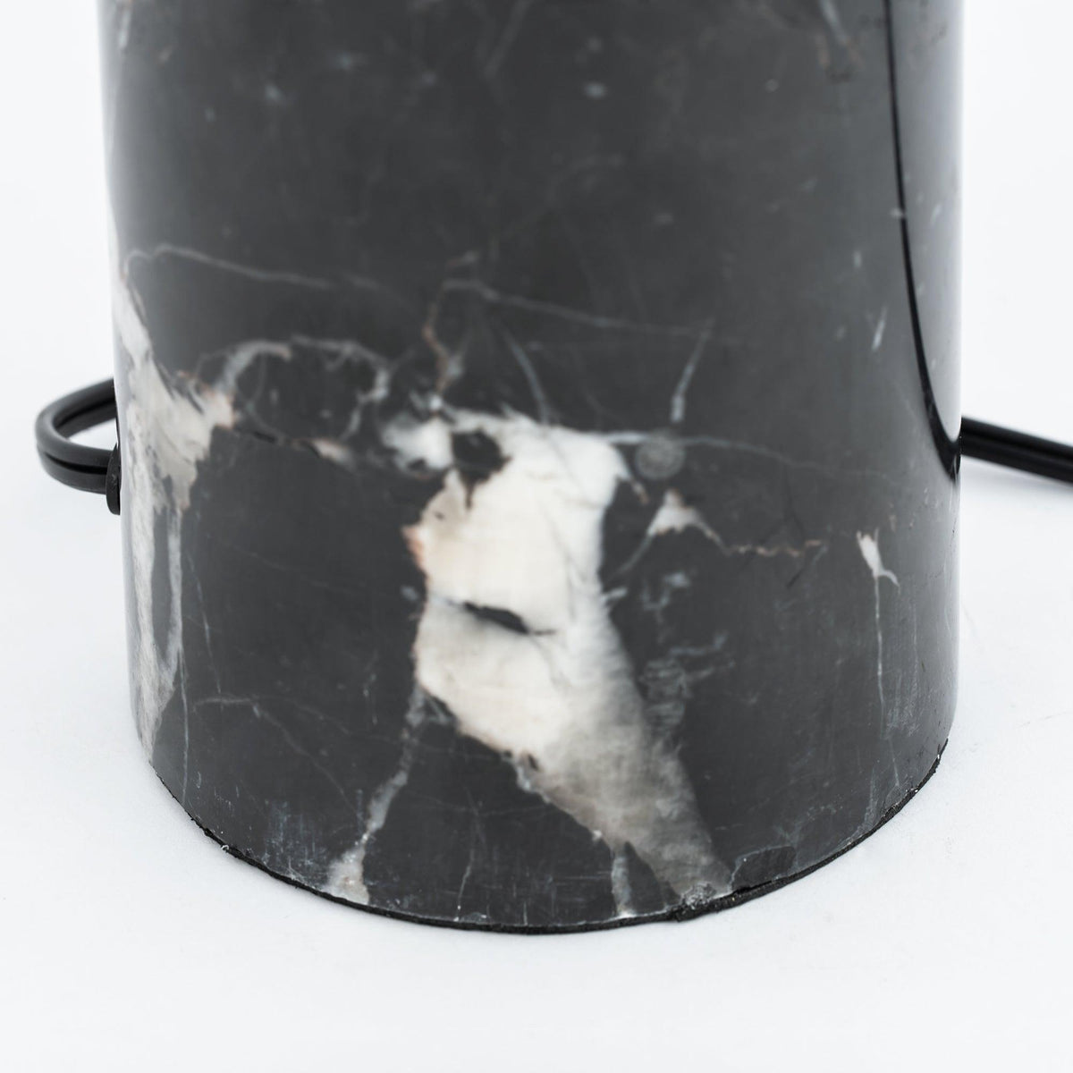 Astelor moderne bordlampe i marmor