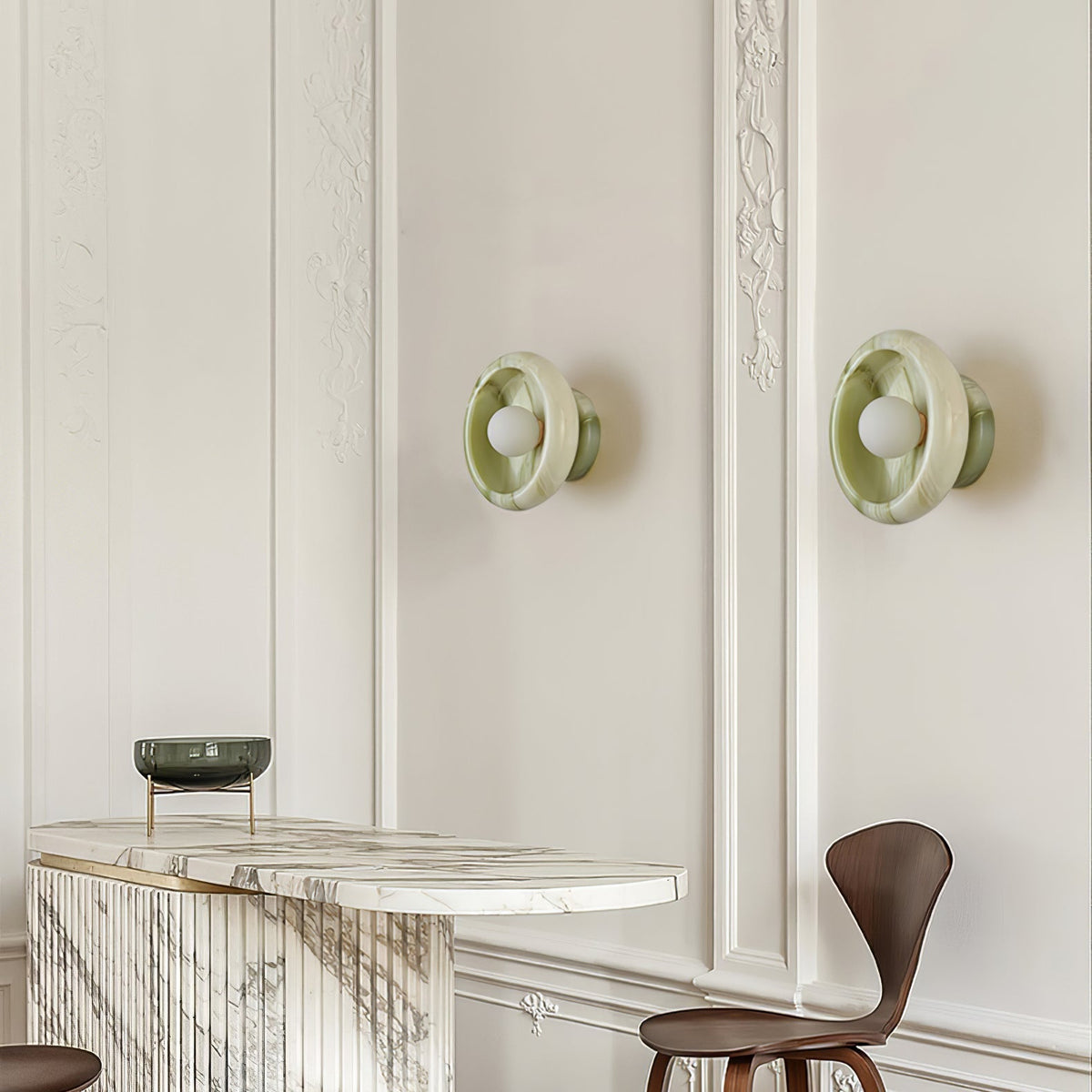 Molt norrænn vegglampi úr jade-marmara með listrænu útliti