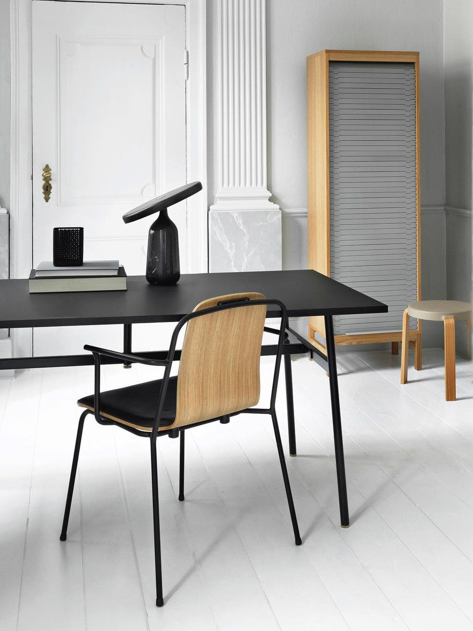 Astrian minimalistisk marmorbordlampe