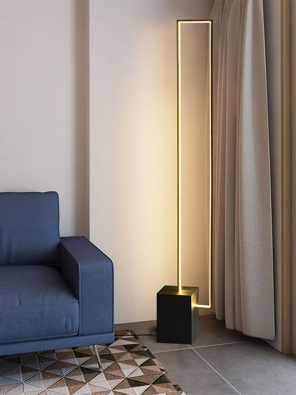 Keloza gulvlampe i aluminium