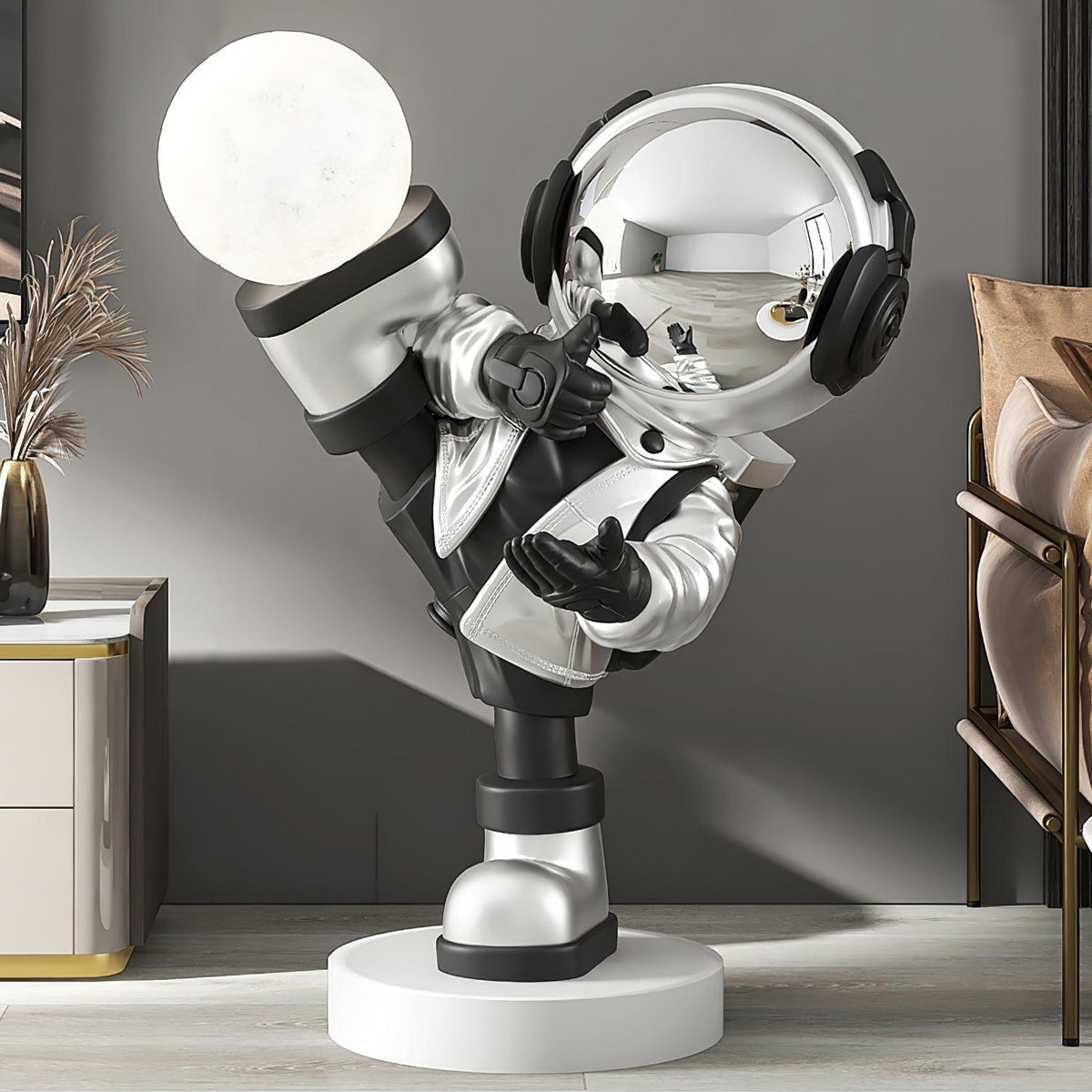 Candeeiro de mesa com figura de astronauta Arloril