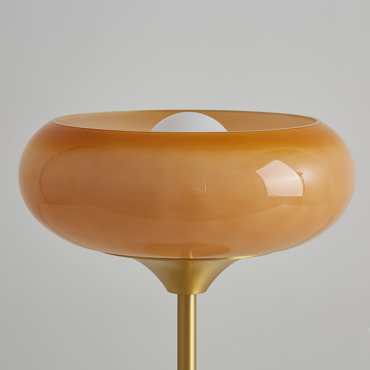 Saffron-bordlampe