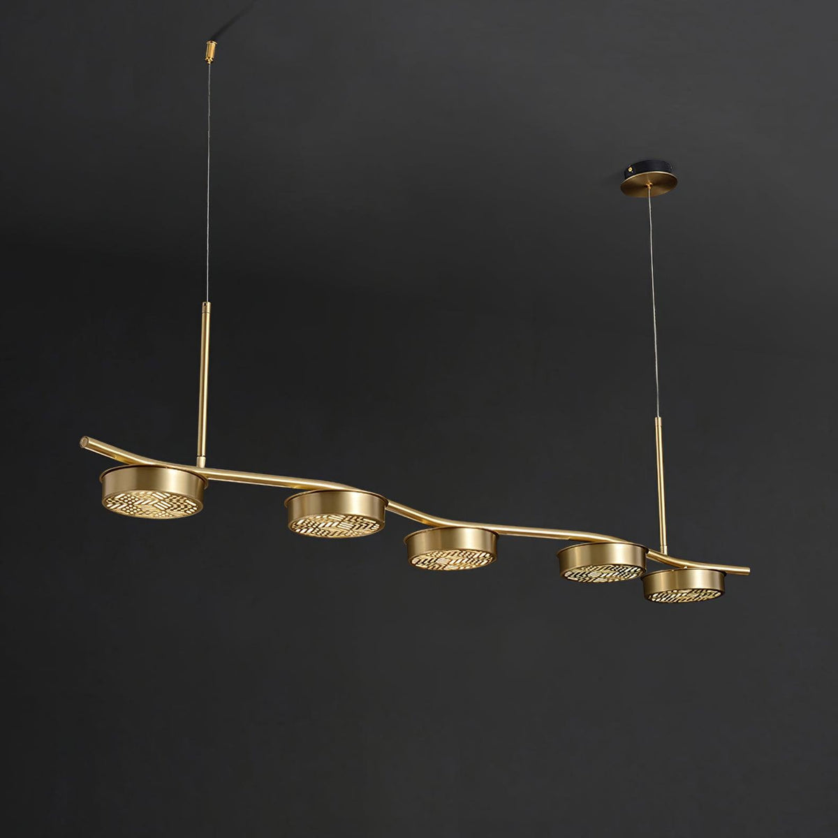 Candeeiro de teto elegante de latão Aureus