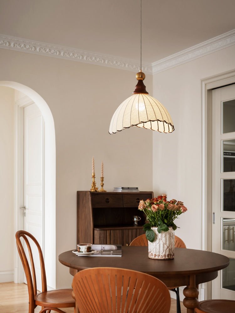 Earian elegant pendellampe i træ og stof