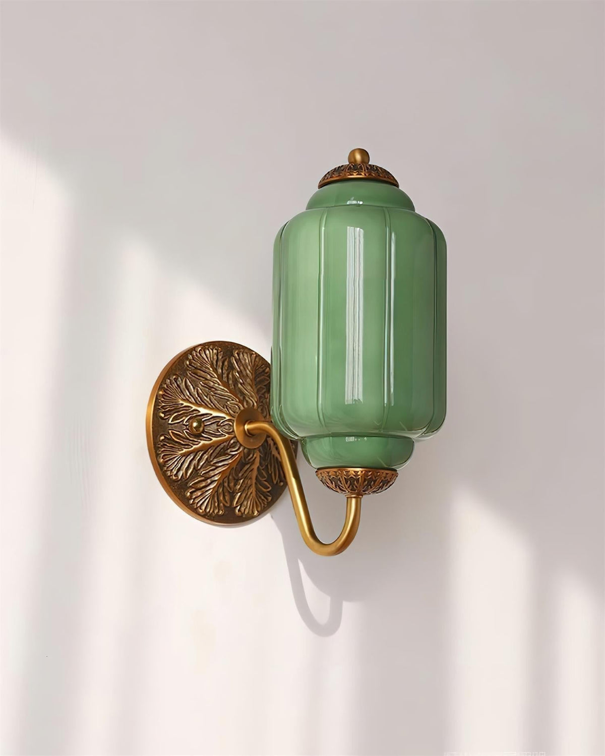 Melvane vintage vägglampa i rosa glas
