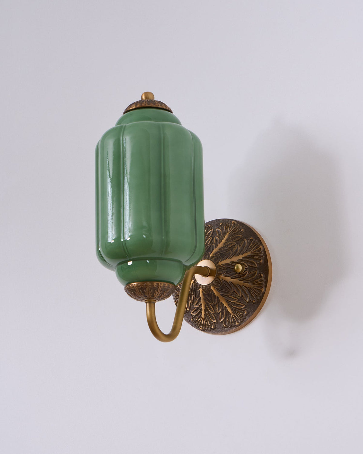 Melvane vintage vägglampa i rosa glas