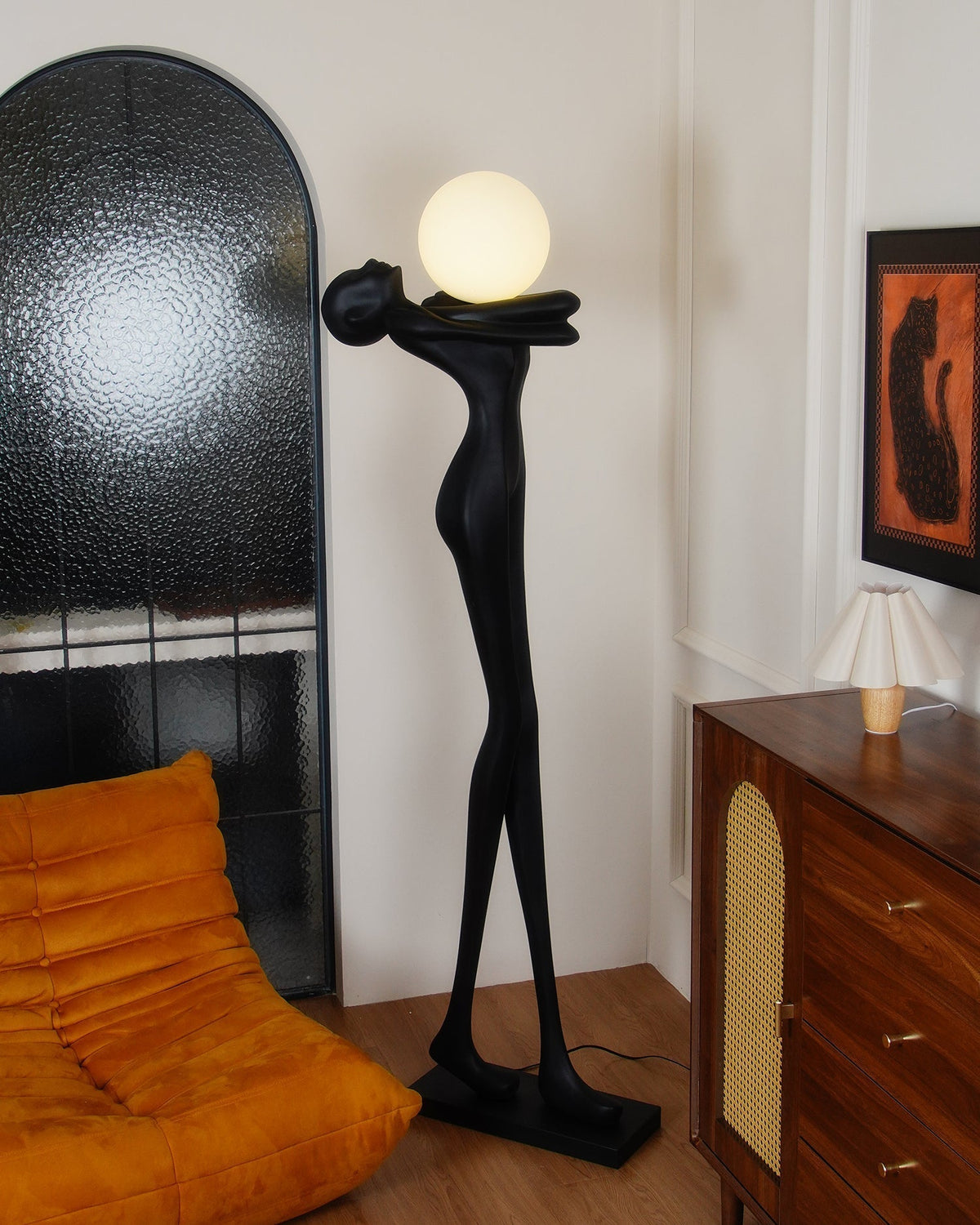 Ersolion skulpturel gulvlampe i glasfiber