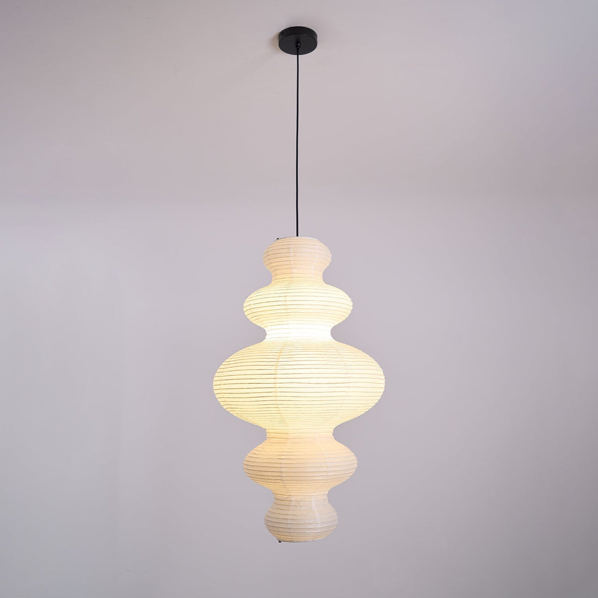 Candeeiro suspenso tradicional em papel Lunivora