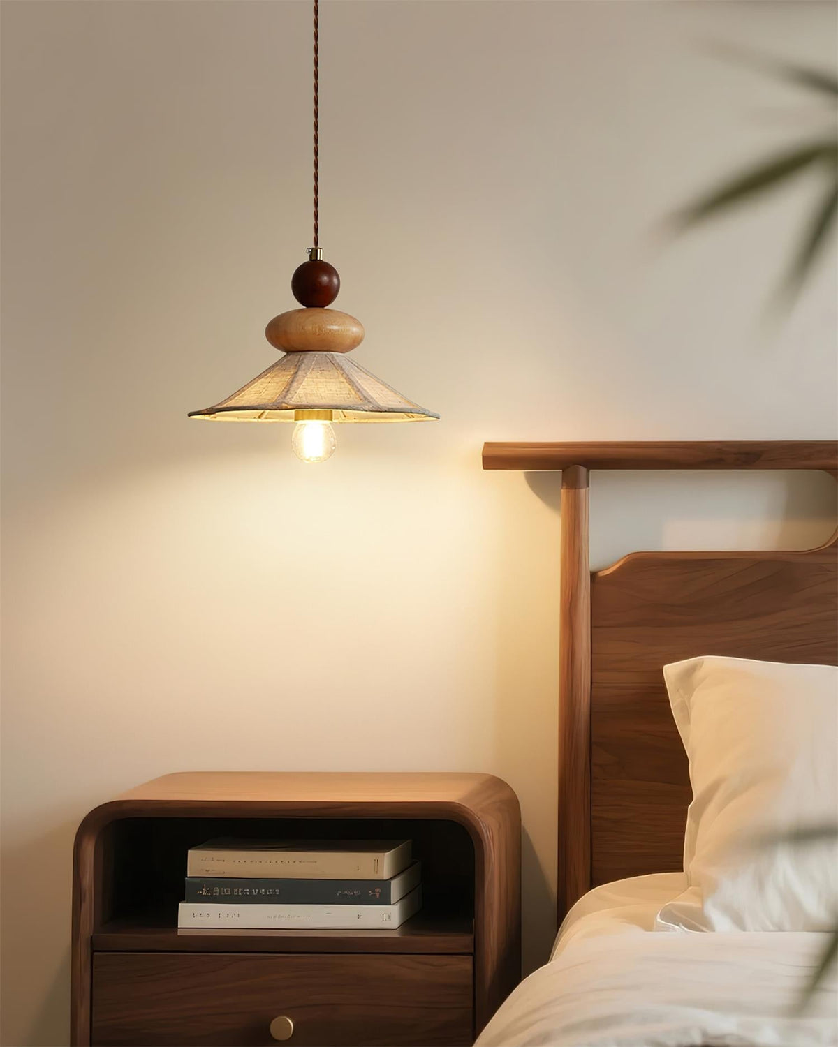 Lumoenne hangandi lampi