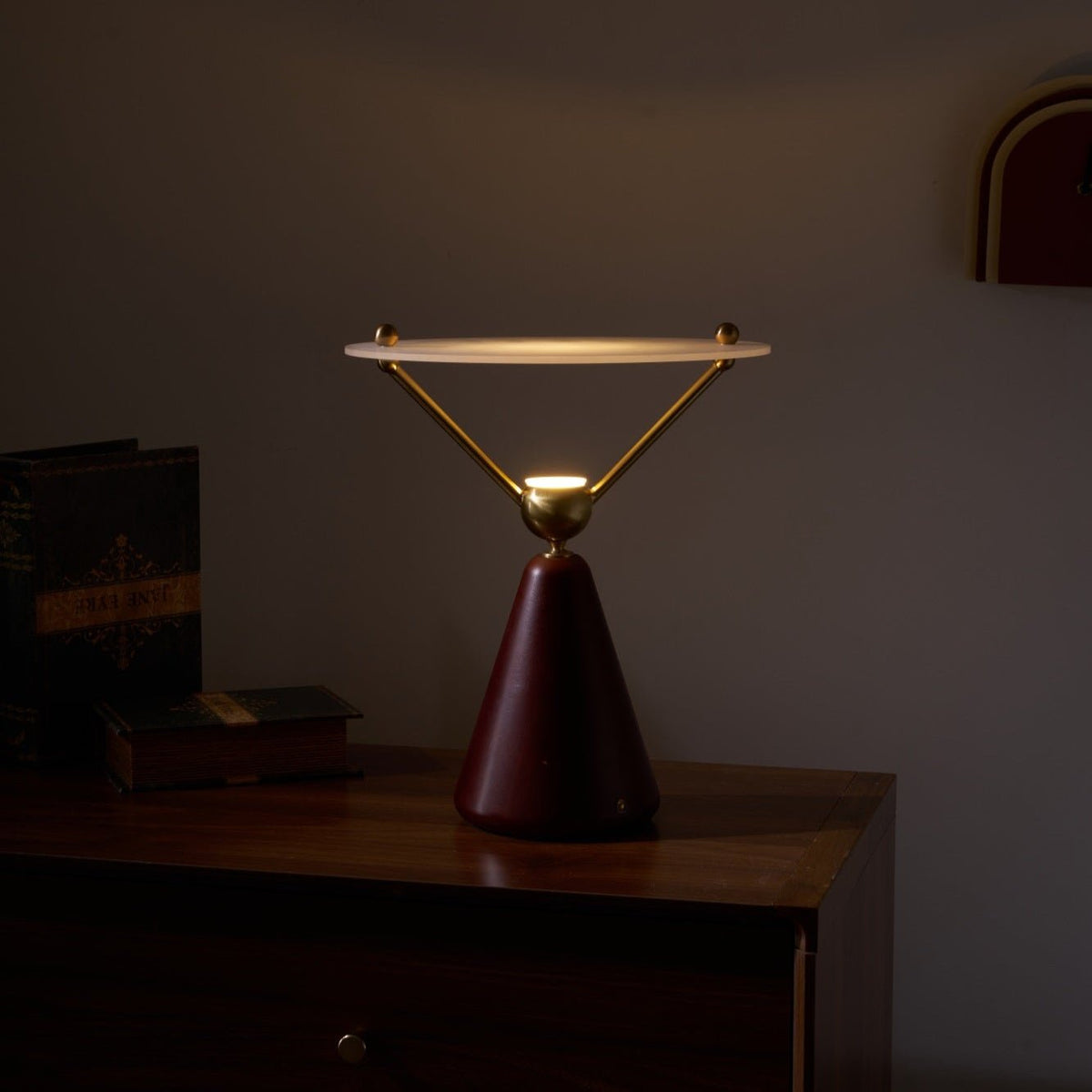 Balance Nútímalegur Viðarborðlampi