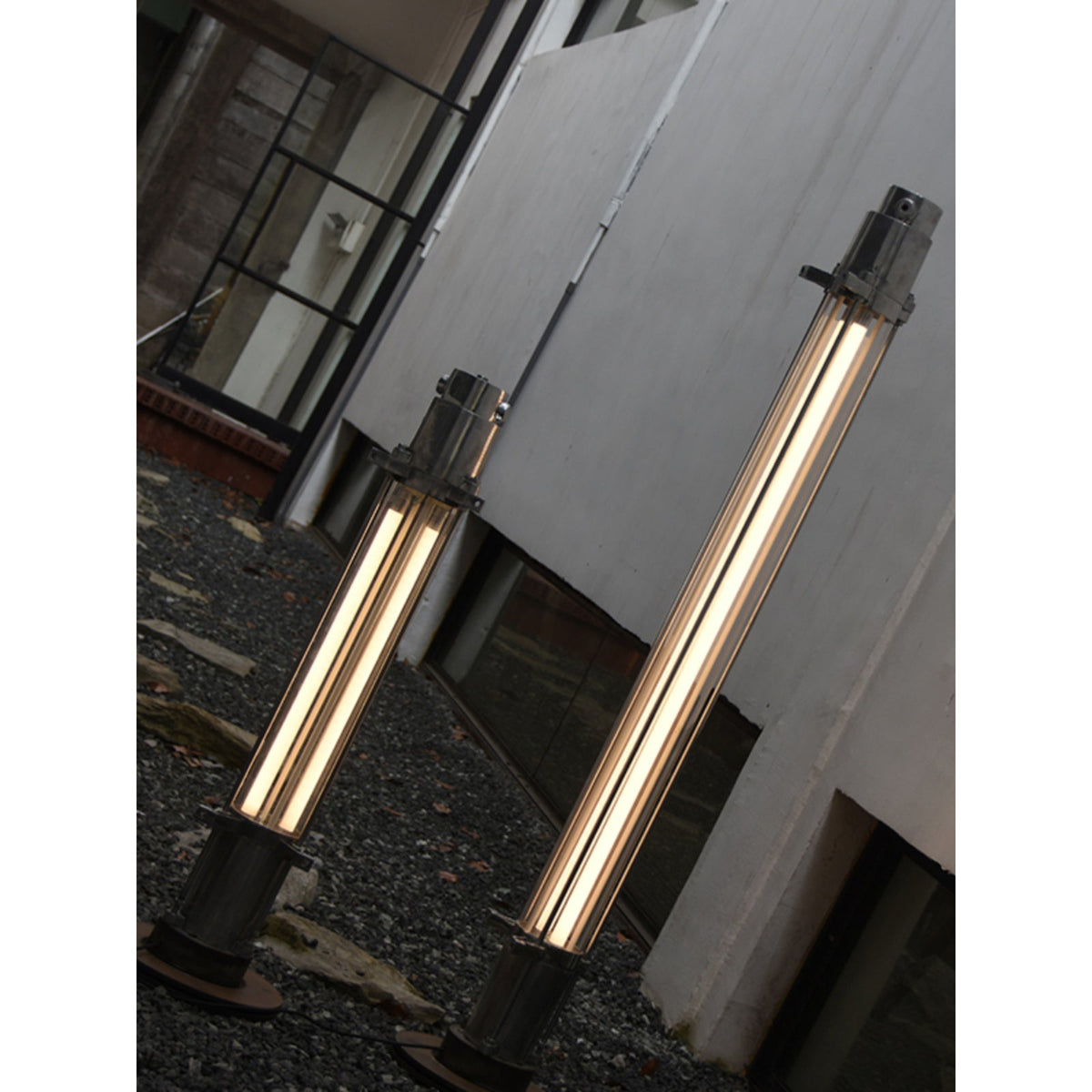 Cylus-gulvlampe