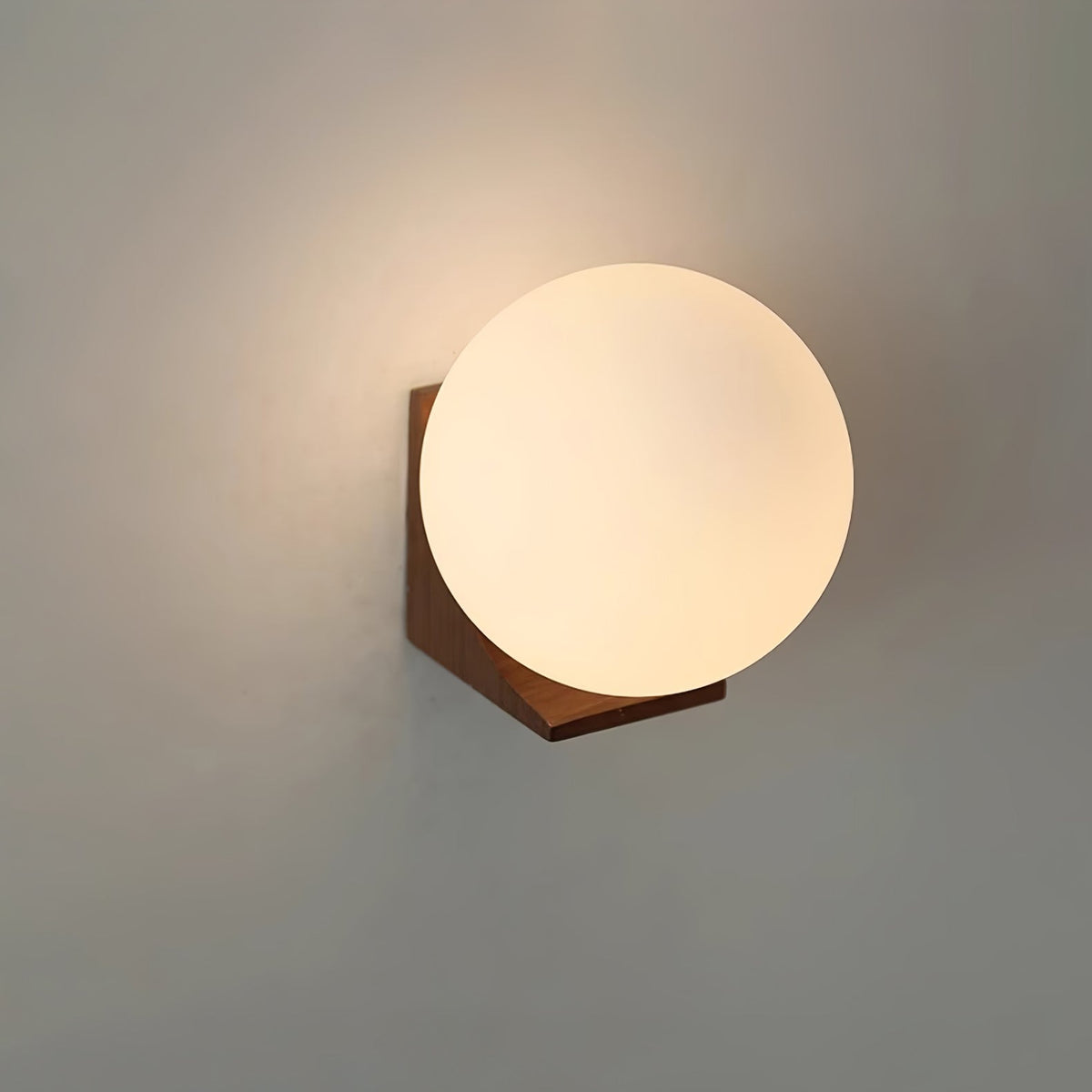 Icarara moderni minimalistinen pallo puu-lasiseinävalaisin