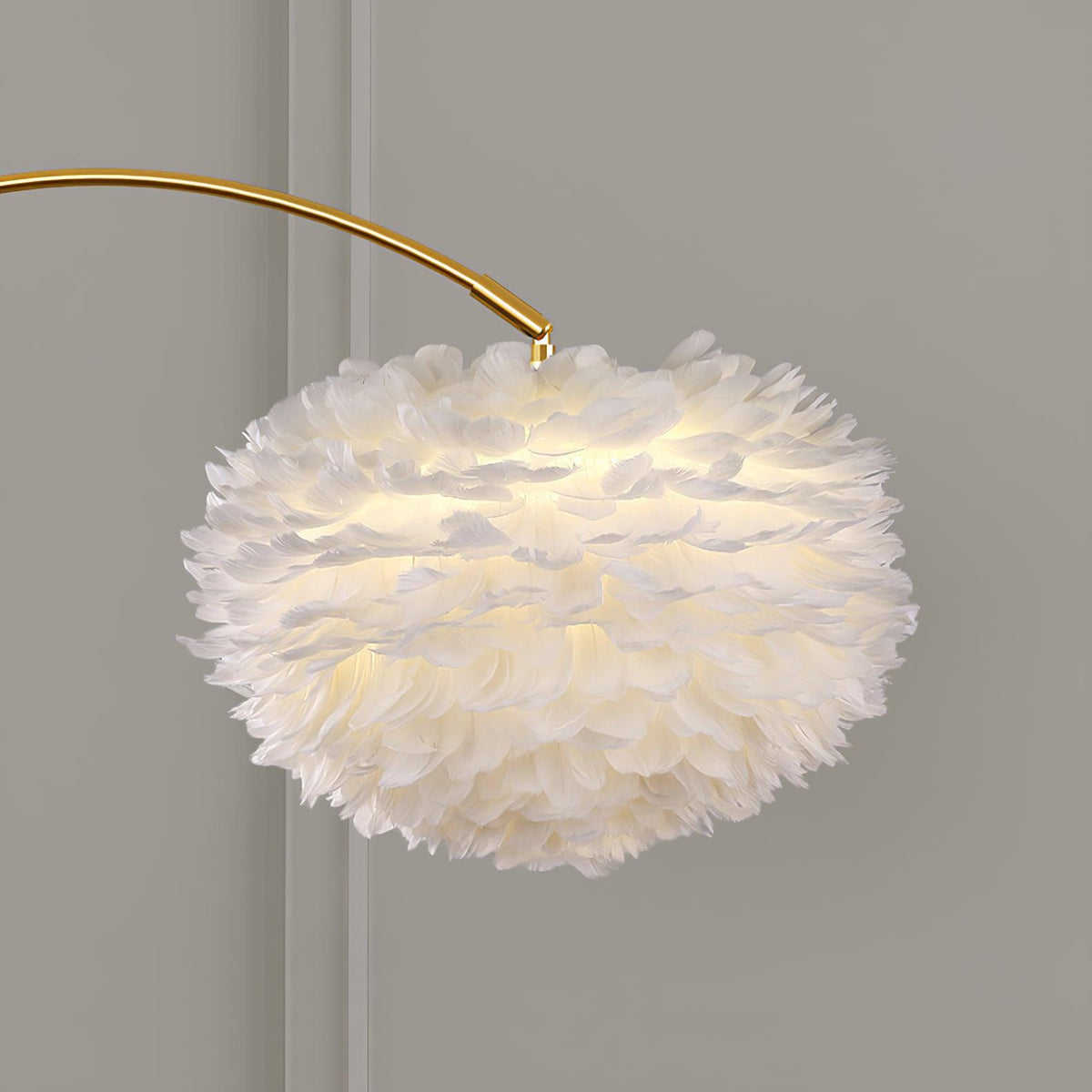 Navoic golvlampa i marmor och trä