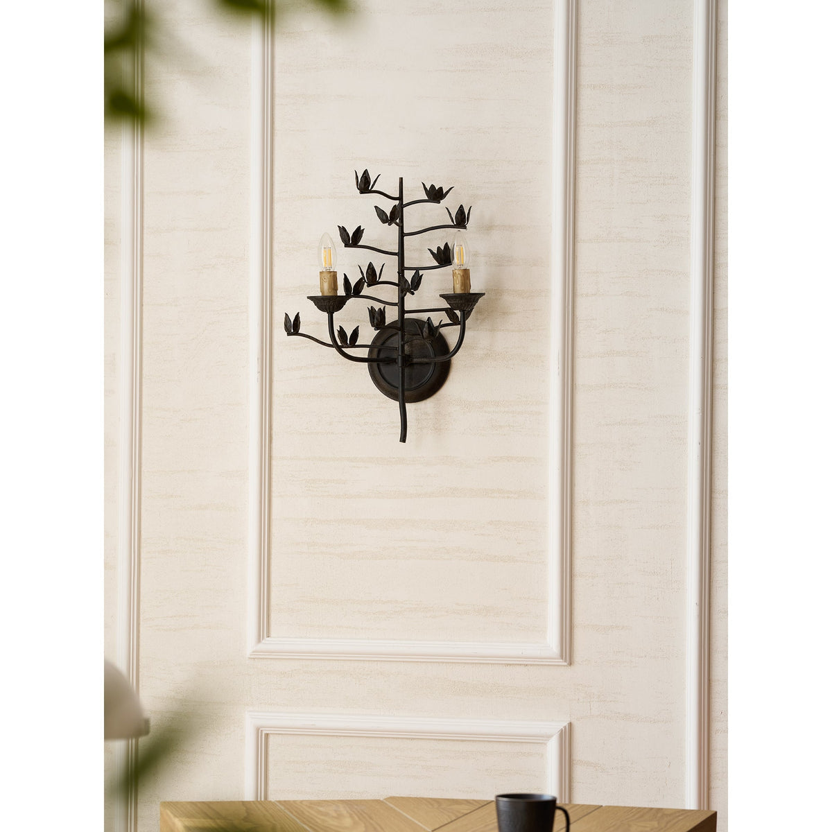 Elaerelia vägglampa