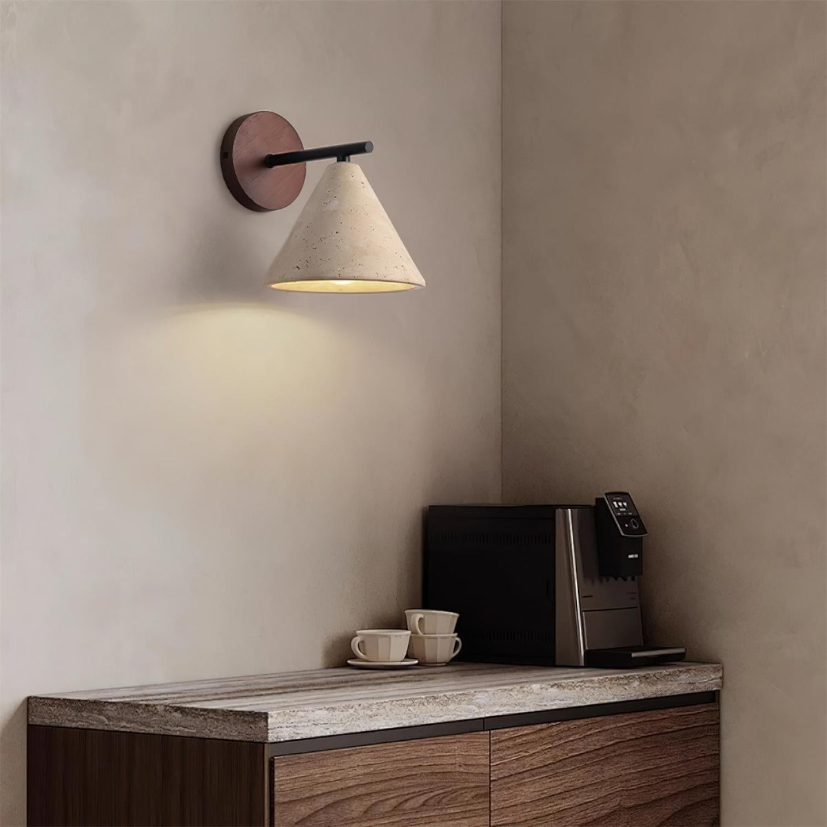 Tavero modern konformad vägglampa