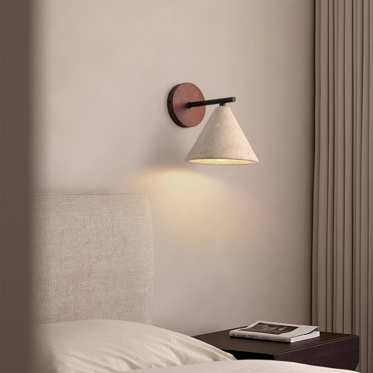 Tavero modern konformad vägglampa