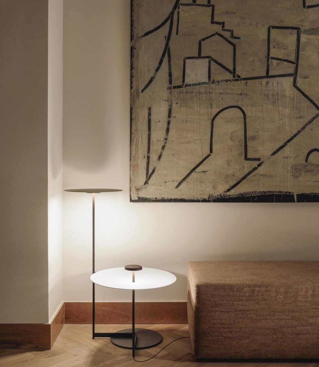 Orvinil skandinavisk golvlampa