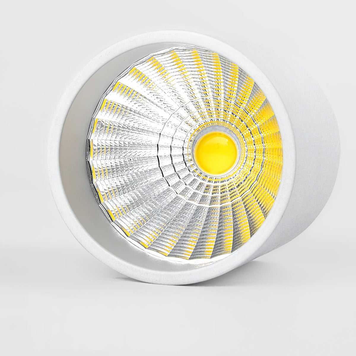 Sond modern minimalistisk taklampa